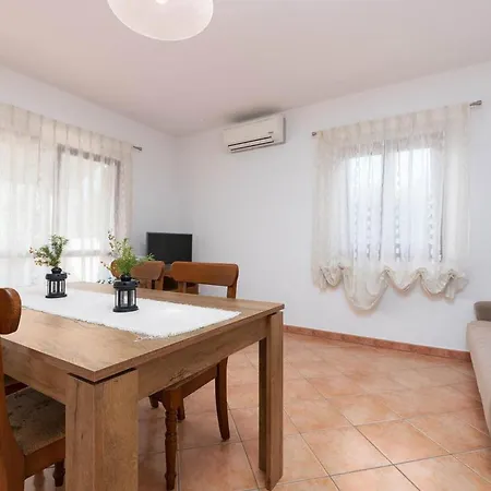 Ferienhaus Saladinka 1